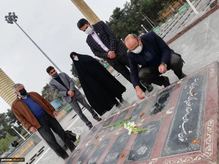 حضور در گلزار شهدای امام زاده عبدالله شهرستان گرگان و غبار روبی و عطر افشانی مزار شهدای گمنام دفاع مقدس 2