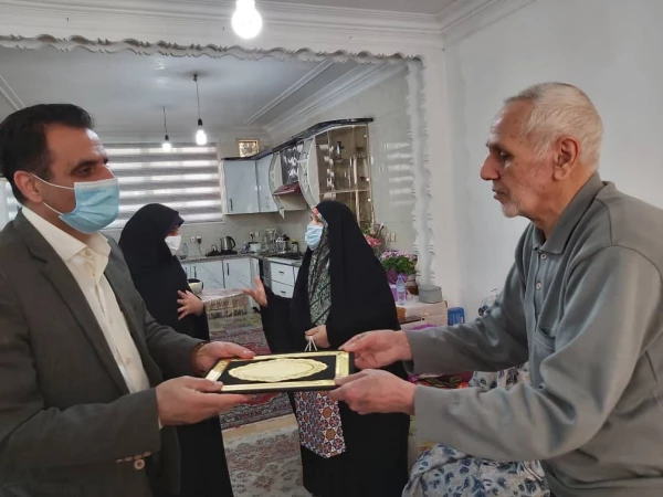 دیدار با خانواده شهید دفاع مقدس محمد حسین لطفی 2