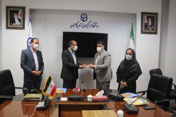 جلسه گرامیداشت دهه سرآمدی آموزش و تقدیر از کارکنان و اعضای هیأت علمی پردیس آیت الله خامنه ای برگزار شد 9