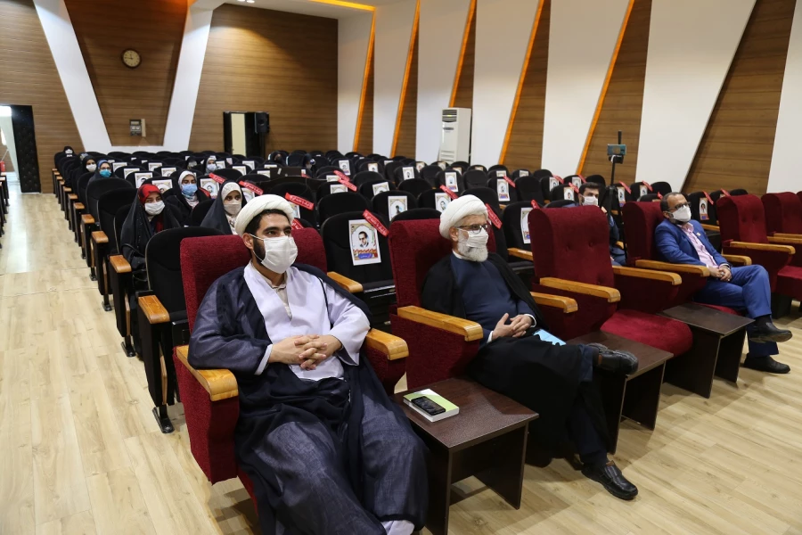 برگزاری همایش مشارکت حداکثری در انتخابات  5