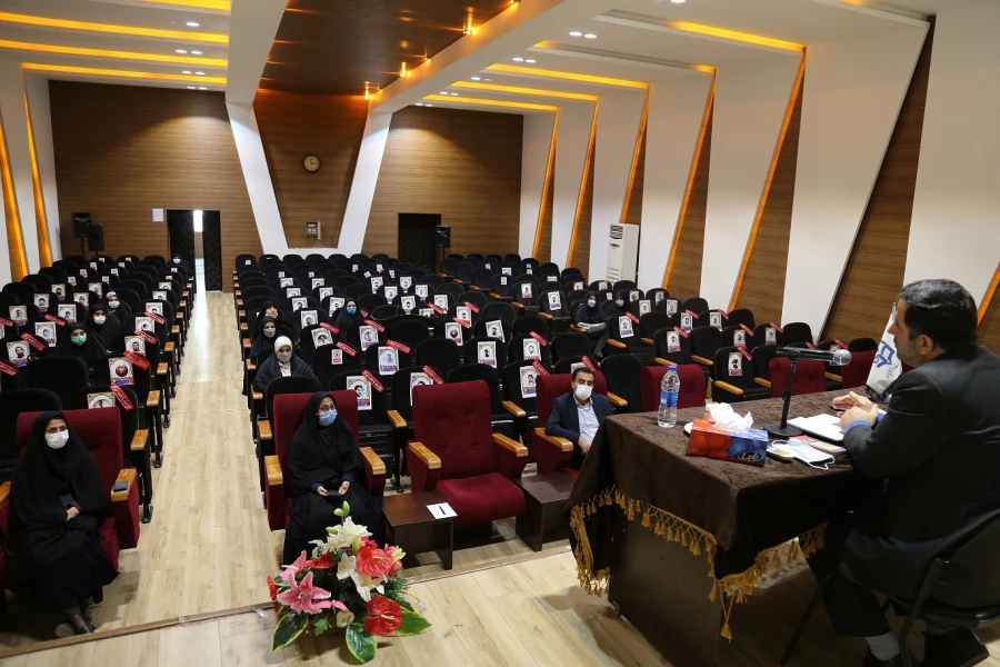 جلسه پرسش و پاسخ با موضوع آشنایی با قوانین و مقررات اداری 3