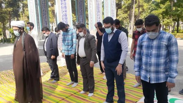 مراسم نماز جماعت ظهر و زیارت عاشورا و غبار روبی و عطر افشانی مزار مطهر شهدای گمنام شهرستان گنبد کاووس 2