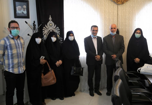 دیدار مسئولین پردیس امام خمینی (ره) گرگان با فرمانده دوران جنگ تحمیلی حاج تقی ایزد 2