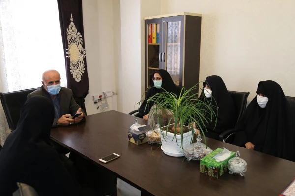 دیدار مسئولین پردیس امام خمینی (ره) گرگان با فرمانده دوران جنگ تحمیلی حاج تقی ایزد 2