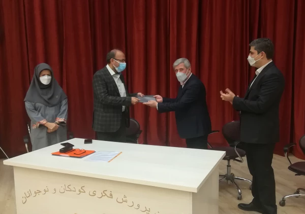 انعقاد تفاهم نامه همکاری دانشگاه فرهنگیان استان گلستان با  کانون زبان ایران 
 4