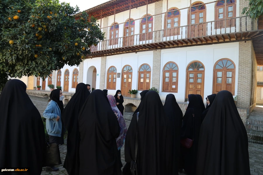بازدید جمعی از دانشجو معلمان دانشگاه فرهنگیان پردیس امام خمینی (ره) از بناها و اماکن تاریخی شهر گرگان . 2
