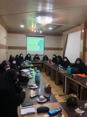  
نشست هم اندیشی دانشجویی با محوریت تبین الگوی سوم زن
 2