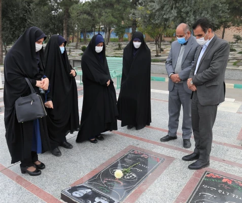 آئین غبار روبی ، عطر افشانی و زیارت مزار شهدا به مناسبت گرامیداشت هفته بسیج  4