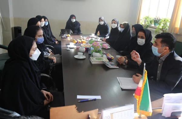 بازدید مسئولین پردیس امام خمینی (ره) گرگان از مدارس مجری طرح کارورزی 2