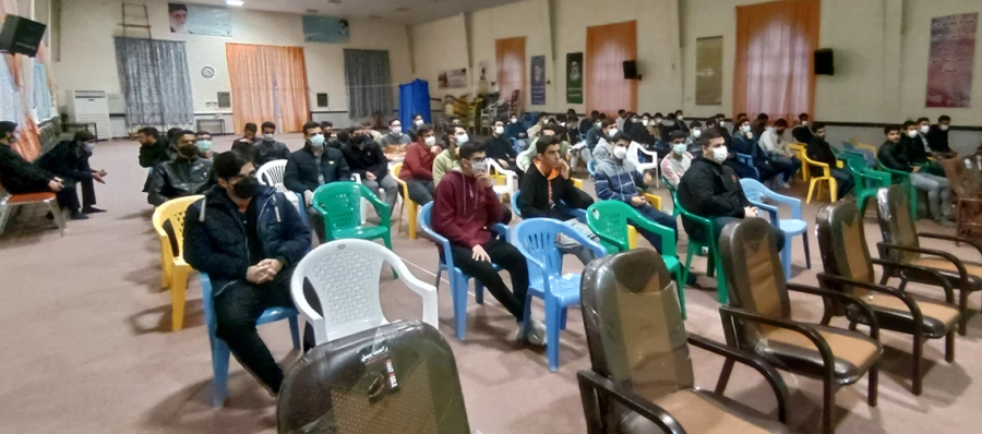 فعالیت های بسیج دانشجویی راهی برای رسیدن به خودباوری است. 3