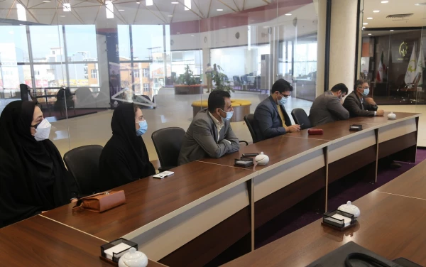 نشست علمی تخصصی تاثیر کارورزی در شکل گیری حرفه ای تدریس ریاضی 8