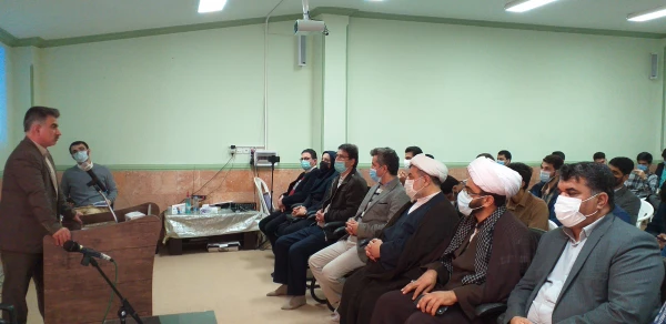 با حضور حجت الاسلام ترابی امام جمعه شهرستان گنبد کاووس در واحد دانشگاهی شهید بهشتی گنبد کاووس انجام شد: 5