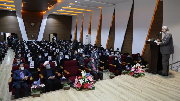 مراسم گرامیداشت روز دانشجو با حضور استاندار گلستان برگزار شد. 7