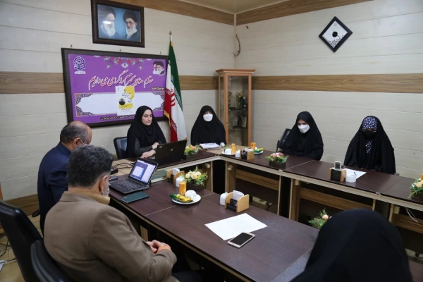 کرسی آزاد اندیشی با موضوع نشاط و شادابی در جامعه : کاهش؟یا افزایش 3