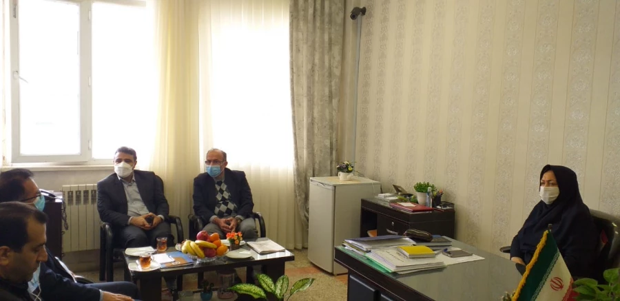 نشست اسماعیل اولی مدیر پشتیبانی تولید علم بومی معاونت پژوهشی ، به همراهی نوید ثنایی مدیریت امور پردیس های استان و نیز مهندس کمال الدین نظرنژاد مدیر کل آموزش و پرورش گنبد کاووس بامیردیلمی سرپرست واحد دانشگاهی گنبد کاووس 3