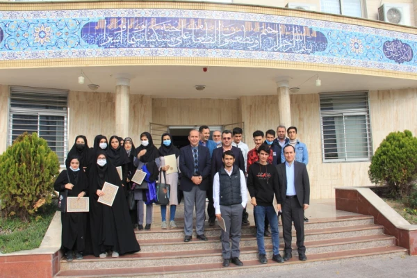 با حضور سرپرست دانشگاه فرهنگیان از ۲۰ دانشجوی تحت حمایت کمیته امداد استان گلستان پذیرفته شده در دانشگاه فرهنگیان تجلیل شد
 2