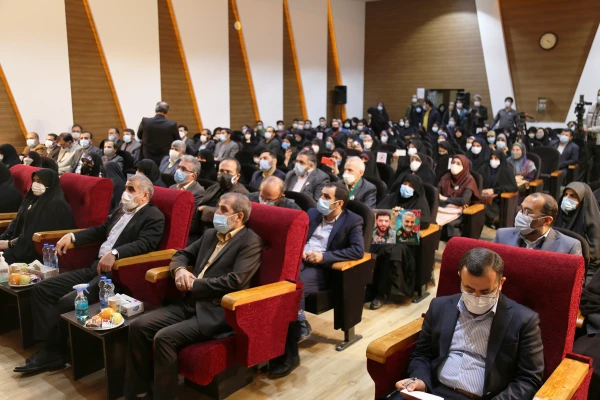 بانوان پس از انقلاب اسلامی در سطوح مدیریتی درخشیدند 3