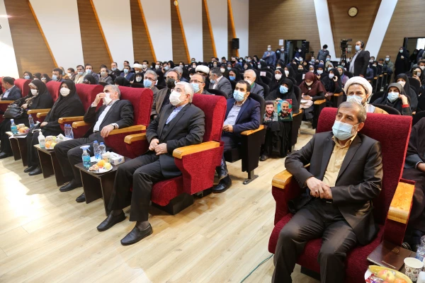 زنان با الگو گیری از معصومین(ع) به مقام والای نفس خواهند رسید 2