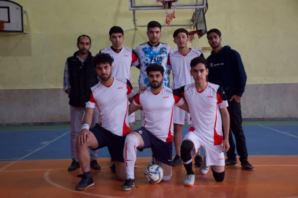 مسابقات فوتسال جام مقاومت به مناسبت دومین سالگرد شهید سپهبد حاج قاسم سلیمانی در سالن تختی گنبد کاووس بین ۱۰تیم شرکت کننده از دانشجو معلمان واحد شهید بهشتی گنبد کاووس برگزارشد  4