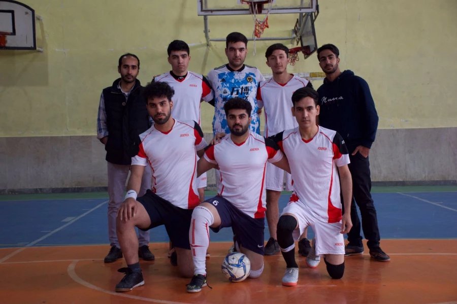 مسابقات فوتسال جام مقاومت به مناسبت دومین سالگرد شهید سپهبد حاج قاسم سلیمانی در سالن تختی گنبد کاووس بین ۱۰تیم شرکت کننده از دانشجو معلمان واحد شهید بهشتی گنبد کاووس برگزارشد  4