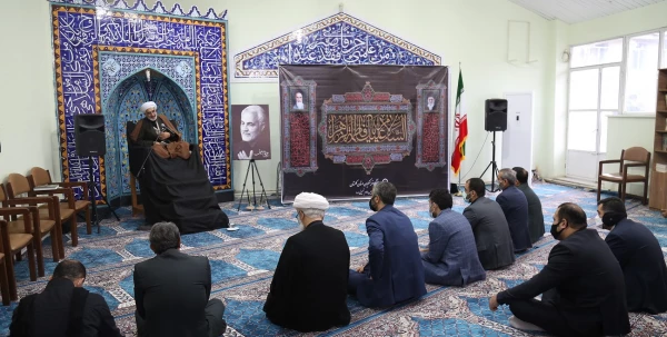 مراسم سوگواری و عزاداری شهادت بزرگ بانوی جهان اسلام حضرت فاطمه زهرا (س) و ادای احترام به سردار دلها حاج قاسم سلیمانی . 2