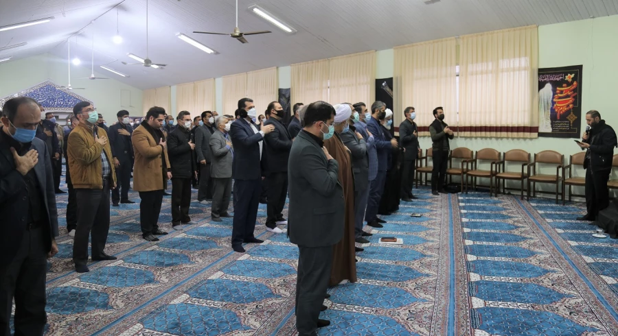 مراسم سوگواری و عزاداری شهادت بزرگ بانوی جهان اسلام حضرت فاطمه زهرا (س) و ادای احترام به سردار دلها حاج قاسم سلیمانی . 2