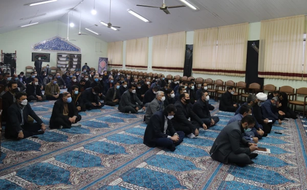 مراسم سوگواری و عزاداری شهادت بزرگ بانوی جهان اسلام حضرت فاطمه زهرا (س) و ادای احترام به سردار دلها حاج قاسم سلیمانی . 2