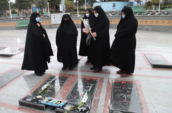 تکریم از مادران و همسران شهدا به مناسبت وفات حضرت ام البنین سلام الله علیها 3