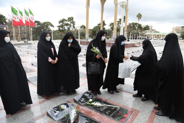 تکریم از مادران و همسران شهدا به مناسبت وفات حضرت ام البنین سلام الله علیها 7