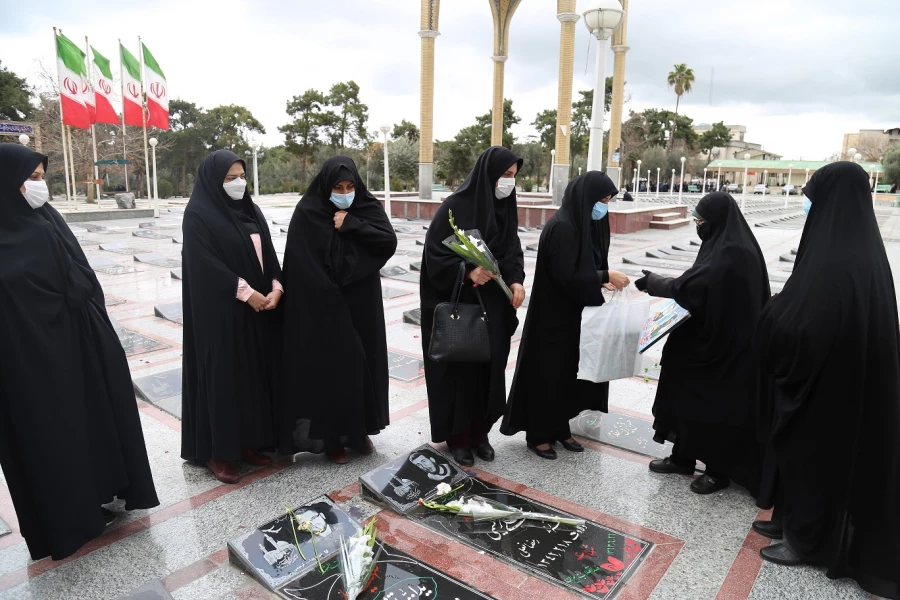 تکریم از مادران و همسران شهدا به مناسبت وفات حضرت ام البنین سلام الله علیها 7