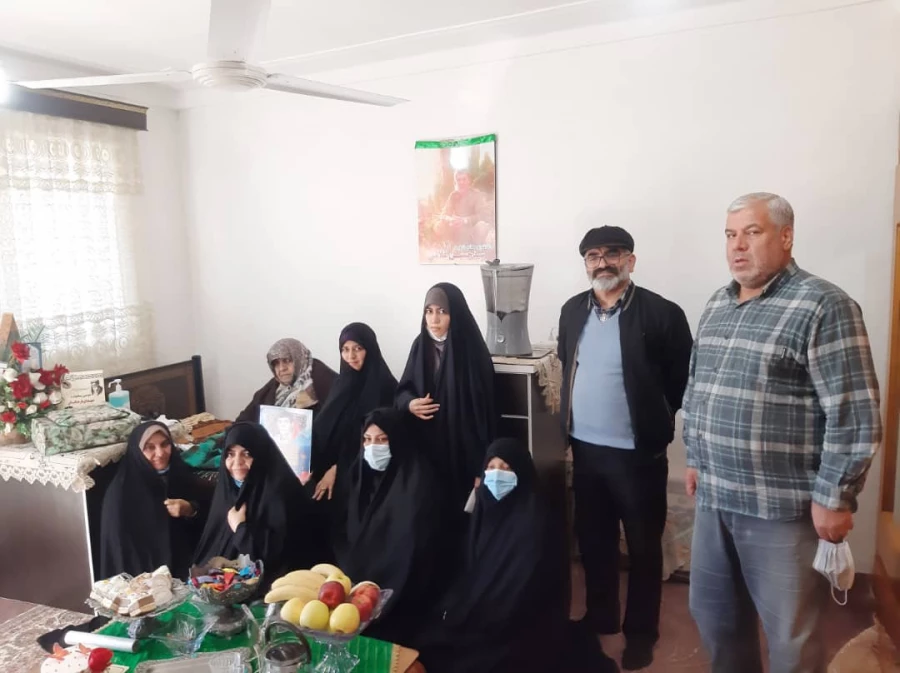 دیدار و تجلیل از مادر دانشجو معلم شهید حسین غلامی. 5