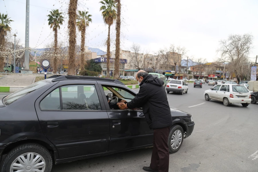 برپایی ایستگاه انقلاب به مناسبت گرامیداشت دهه فجر . 6