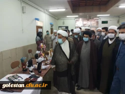 باحضور امام جمعه شهرستان گنبد کاووس حجت الاسلام والمسلمین ترابی و جمعی از مسئولین دانشگاهی (واحد دانشگاهی شهید بهشتی گنبد کاووس، دانشگاه آزاد، دانشگاه پیام نور و ... ) نمایشگاه صنایع دستی و محصولات غذایی دانشجویان افتتاح شد 2