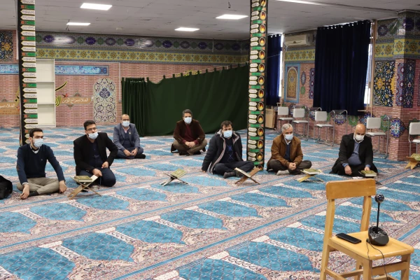 محفل انس با قرآن کریم در پردیس آیت ا... خامنه ای گرگان  7