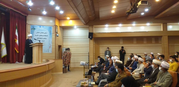 با حضور مدعوین استانی و شهرستان اولین همایش استانی دانشگاه فرهنگیان ،تقریب مذاهب از نظر تا عمل در واحد دانشگاهی شهید بهشتی گنبد کاووس برگزار شد 11