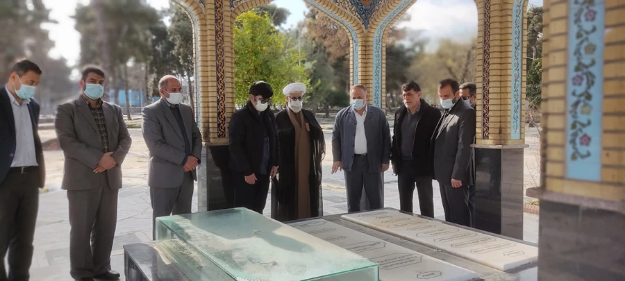 ادای احترام سرپرست دانشگاه فرهنگیان گلستان به شهدا در اولین روز کاری 4