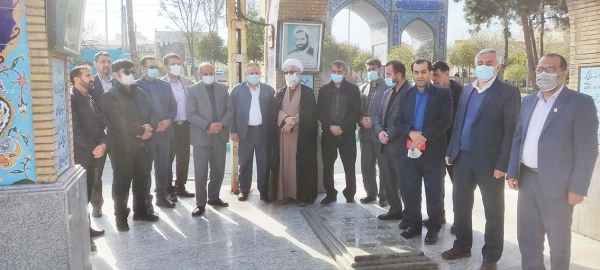 ادای احترام سرپرست دانشگاه فرهنگیان گلستان به شهدا در اولین روز کاری 5