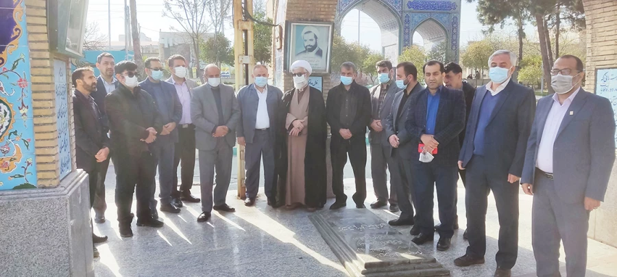 ادای احترام سرپرست دانشگاه فرهنگیان گلستان به شهدا در اولین روز کاری 5