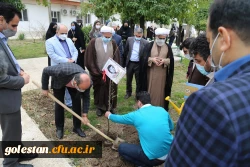 کاشت چند اصله نهال به یاد و نام شهدای دانشجو معلم در پردیس امام خمینی(ره) گرگان 2