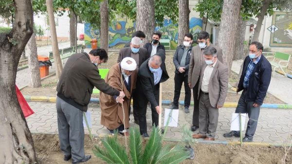 با حضور حجت الاسلام والمسلمین ترابی امام جمعه گنبد کاووس و مهندس دهرویه معاونت استاندار و فرماندار ویژه گنبد کاووس  8