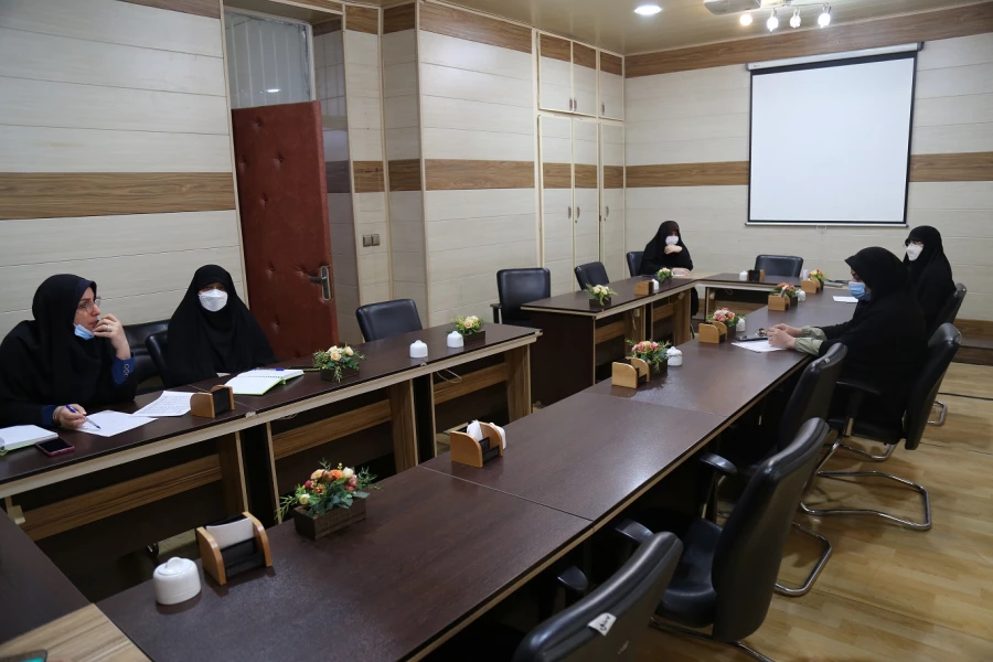   برگزاری جلسه کمیته فرهنگی فروردین ماه سال ۱۴۰۱ پردیس امام خمینی(ره) گرگان . 
 2