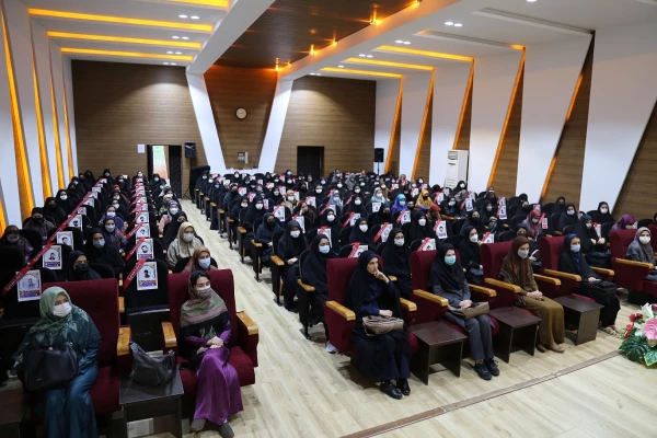 برگزاری نشست توجیهی با موضوع ؛ آشنایی با دستورالعمل ها ، قوانین آموزشی ، دانشجویی و فرهنگی ، در پردیس  امام خمینی (ره) گرگان .
 2