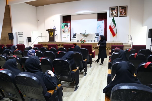 برگزاری کارگاه آموزشی با موضوع بهبود روابط موثر و تاثیر آن در پیشرفت زندگی فردی و اجتماعی .  2