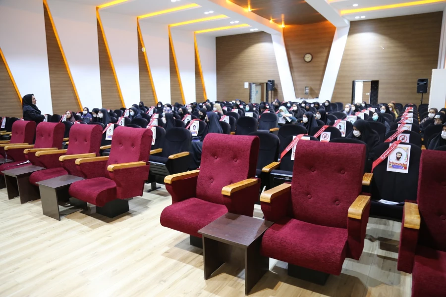 برگزاری کارگاه آموزشی با موضوع بهبود روابط موثر و تاثیر آن در پیشرفت زندگی فردی و اجتماعی .  4