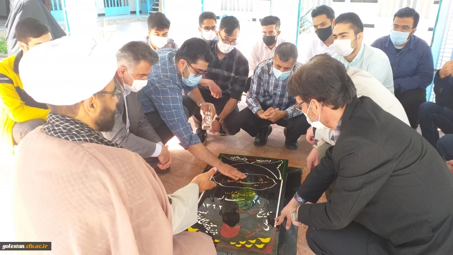 محفل انس با قرآن کریم و غبار روبی و عطر افشانی مزار شهید گمنام حوزه منتظریه گنبد کاووس  5