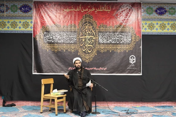 مراسم احیای شب قدر بیست و سوم ماه مبارک رمضان و سوگواری حضرت امام علی (ع) در نمازخانه شهدای پردیس آیت ا... خامنه ای گرگان برگزار شد. 2