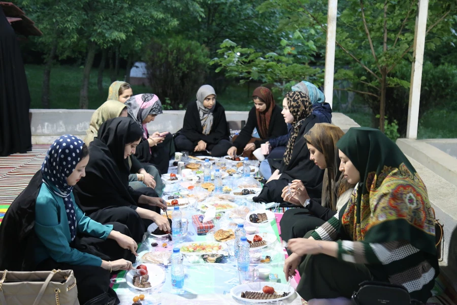 طرح ضیافت شهدا با هدف ترویج فرهنگ ایثار و شهادت 11