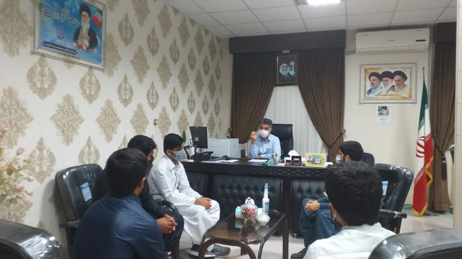 هم اندیشی جمعی از دانشجو معلمان رشته تربیت بدنی با میردیلمی سرپرست واحد دانشگاهی  4