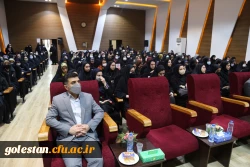 معلم امانت داری است که انسان امانت او است. 11