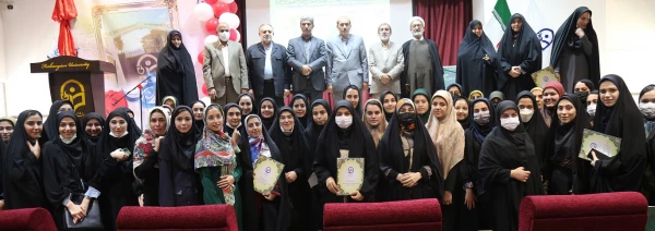 شالوده یک جامعه سالم، با تعلیم و تربیت درست شکل می گیرد.
 2